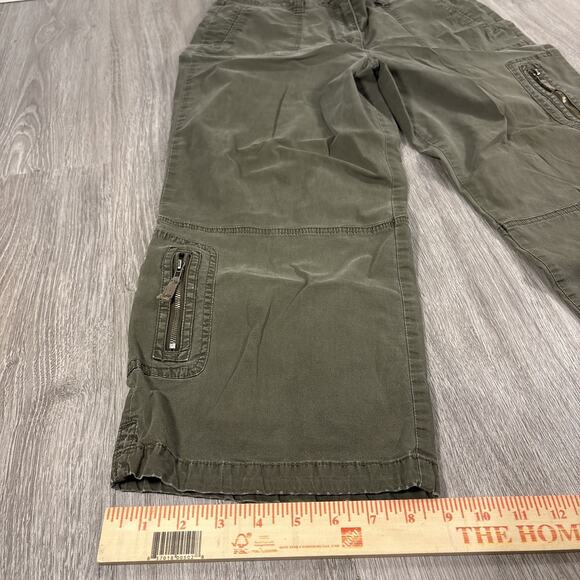 Chico's Women's Cargo Capri Pants Utility Zip Pocket Olive Green Size 2 - Picture 6 of 8